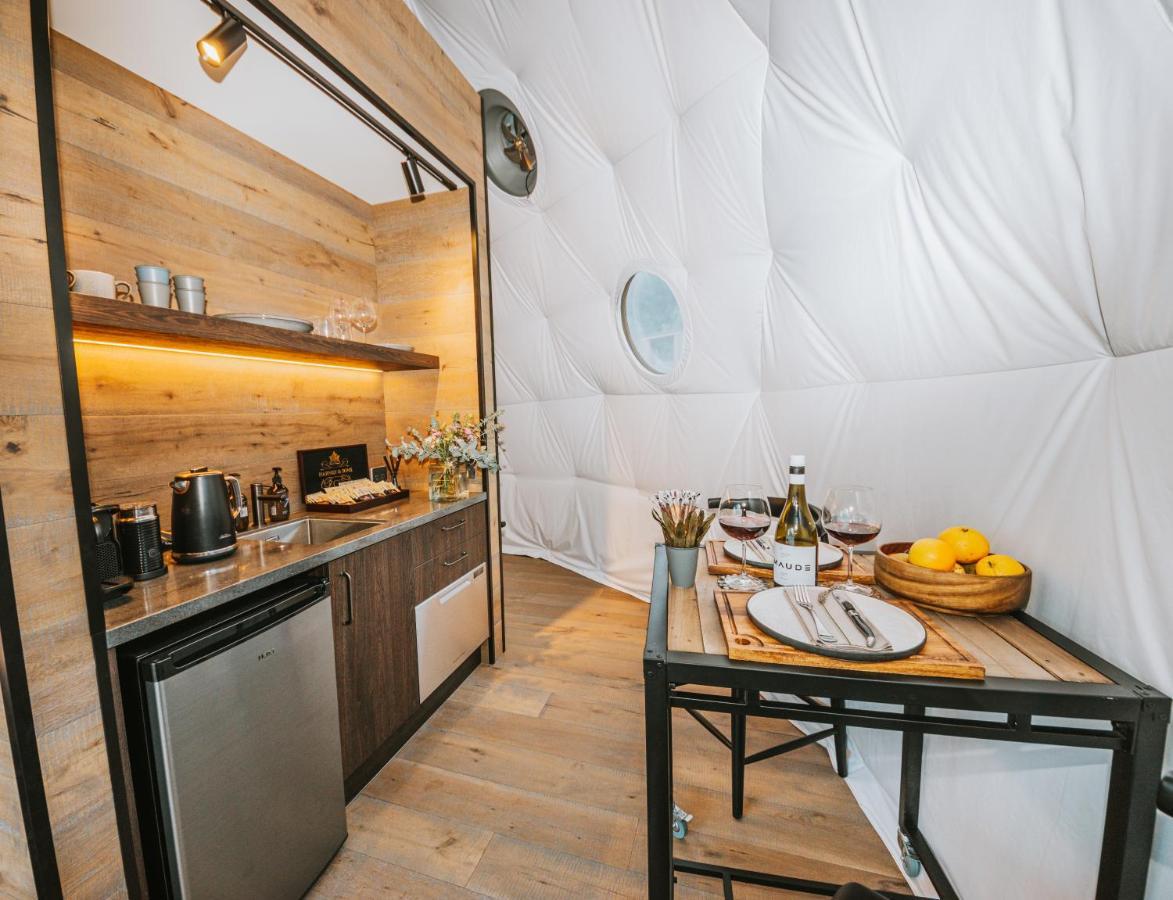 Hotel Cross Hill Glamping Lake Hawea Exterior foto